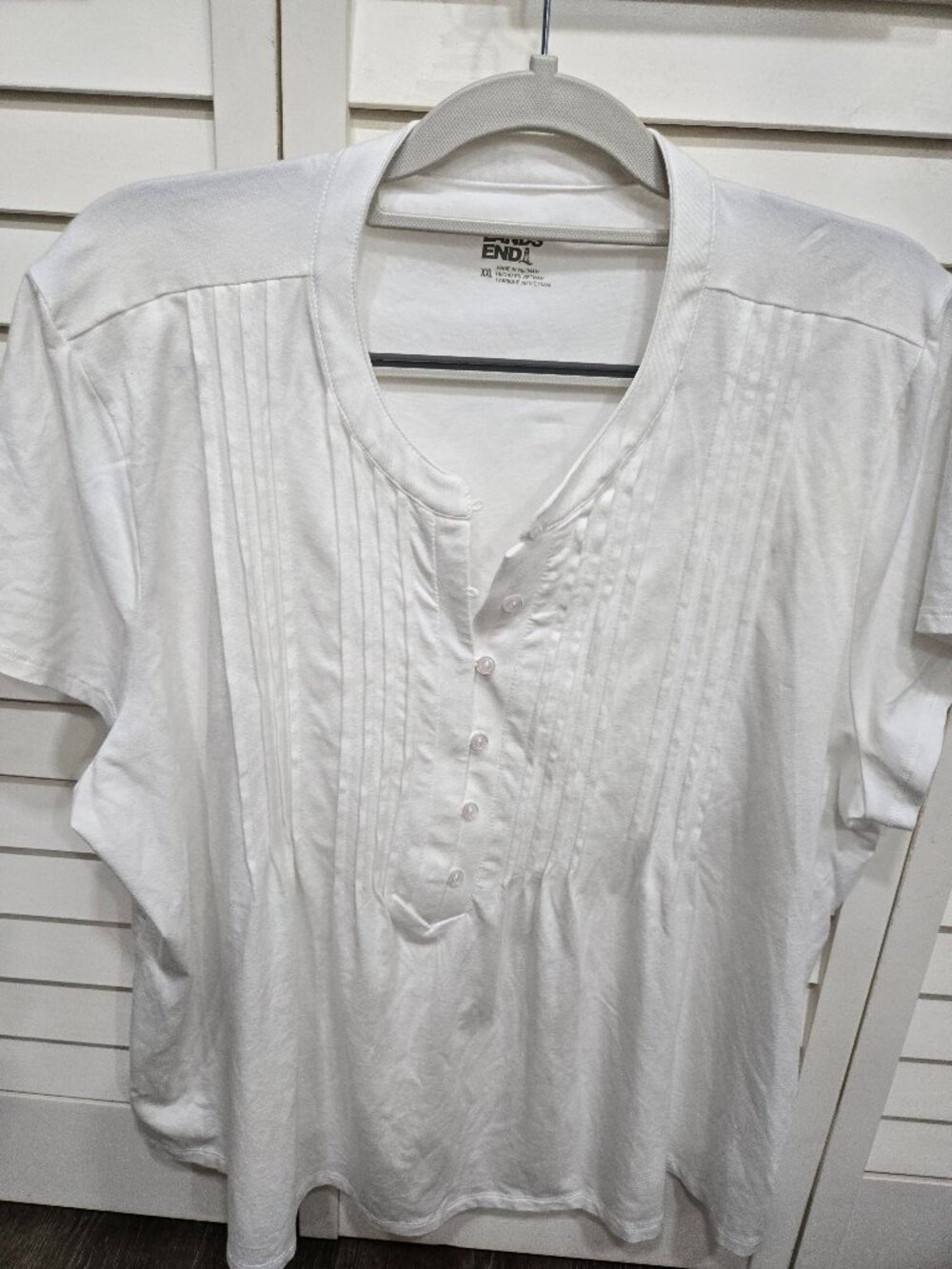 White Lands End womens XXL large top Never worn
